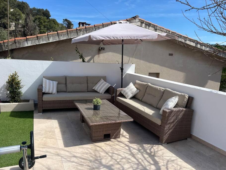 Lux Spa 2 Barcelona Vallirana Exteriör bild
